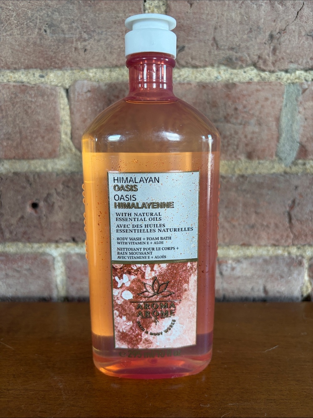 Bath & Body Works Himalayan Oasis Body Wash with natural essential oil oils. New